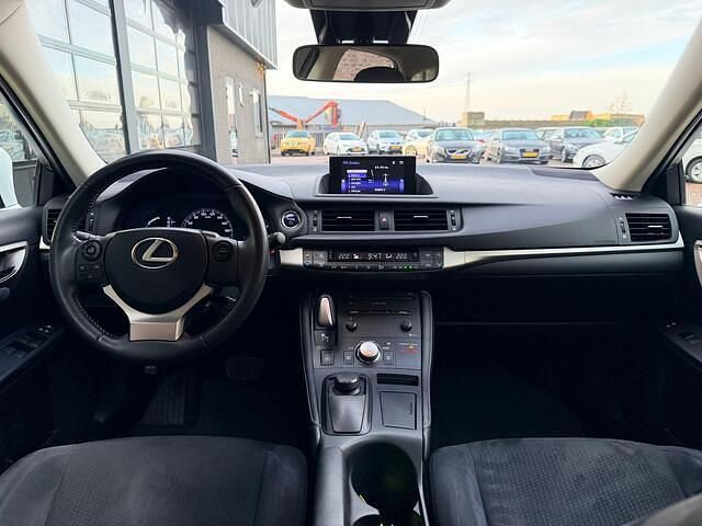 Occasion Lexus CT200h 99 PK (72 kW) 2014 Wit Hatchback