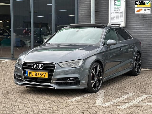 Grijs Gebruikt 2014 Audi A3 Ambition Sedan | € 13.495 (Eerlijke prijs) - Afbeelding 1/4