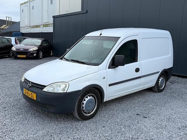 Occasion Opel Combo 87 PK (63 kW) 2003 Wit Hatchback