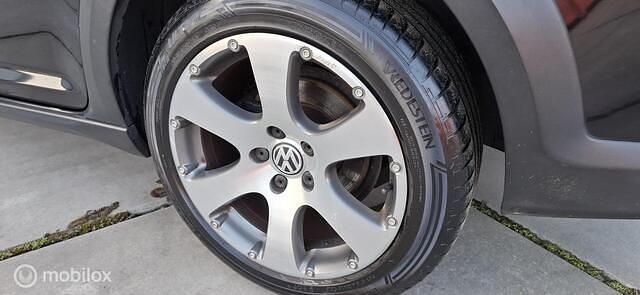 Occasion VW Touran 140 PK (102 kW) 2010 Zwart MPV