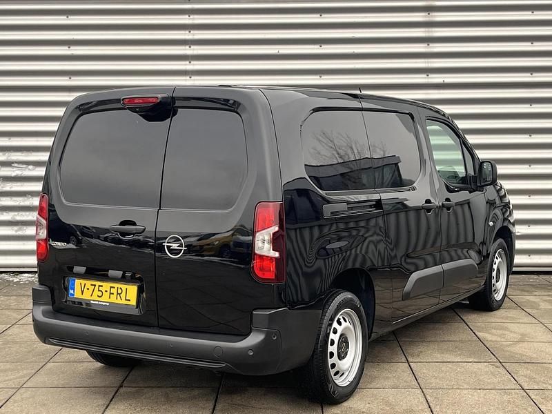 Occasion Opel Combo 131 PK (96 kW) 2024 Zwart Van