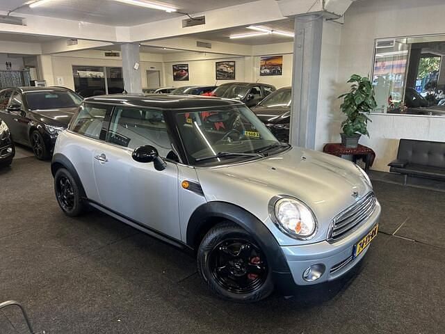 Grijs Gebruikt 2007 Mini Cooper Hatchback | € 5.295 (Super prijs) - Afbeelding 1/4