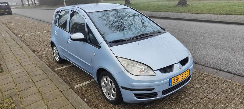 Occasion Mitsubishi Colt Inform 95 PK (69 kW) 2004 Blauw Hatchback