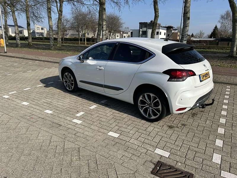 Occasion Citroën DS4 So Chic 156 PK (114 kW) 2011 Wit Hatchback