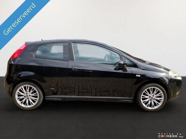 Occasion Fiat Grande Punto Sport 95 PK (69 kW) 2006 Zwart Hatchback