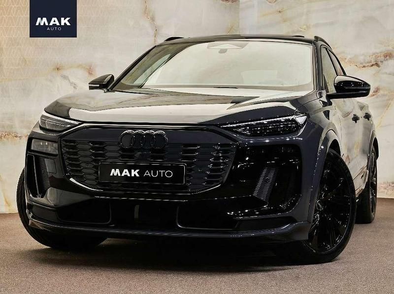 Grijs Gebruikt 2025 Audi SQ6 e-tron Ambiente SUV | € 89.950 (Iets duurder) - Afbeelding 1/3