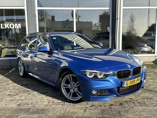 Occasion BMW 318 M Sport 136 PK (100 kW) 2019 Blauw (metallic) Stationwagen