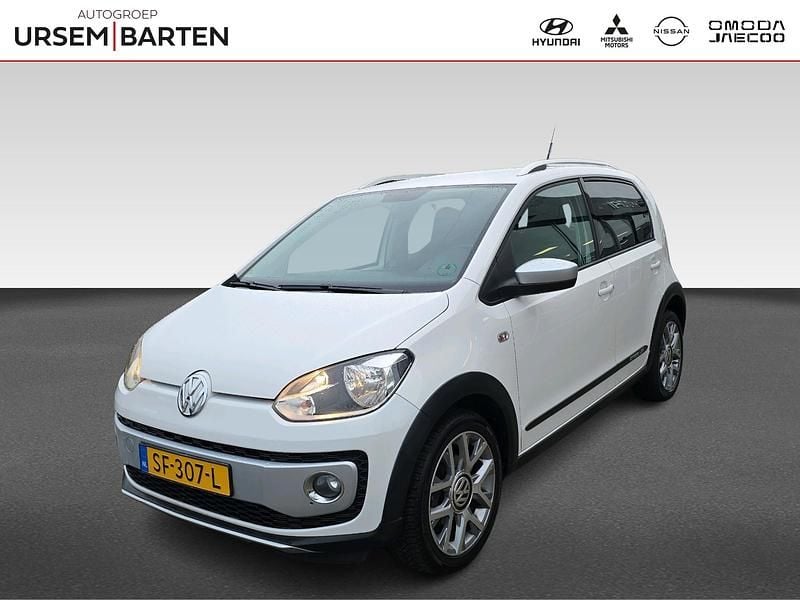 Wit Gebruikt 2014 VW cross up! Hatchback | € 6.730 (Eerlijke prijs) - Afbeelding 1/4