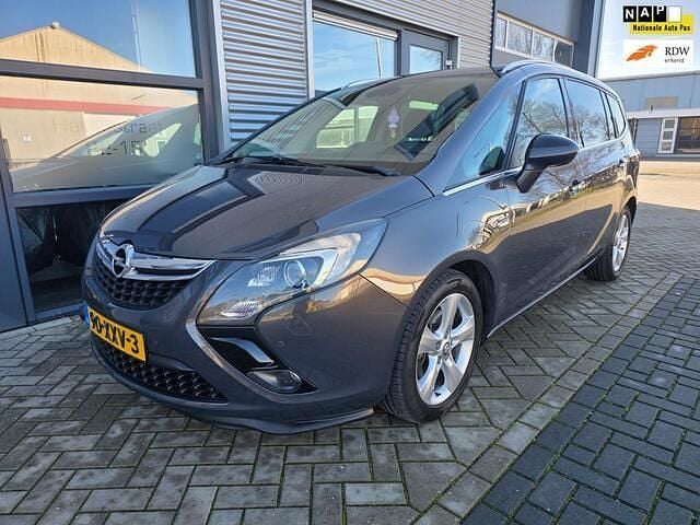 Grijs Gebruikt 2012 Opel Zafira Tourer Cosmo MPV | € 3.750 (Eerlijke prijs) - Afbeelding 1/4