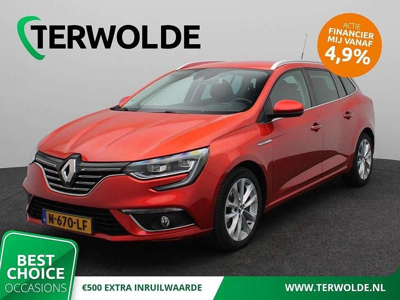 Occasion Renault Mégane GrandTour Intens 140 PK (102 kW) 2019 Rood Stationwagen