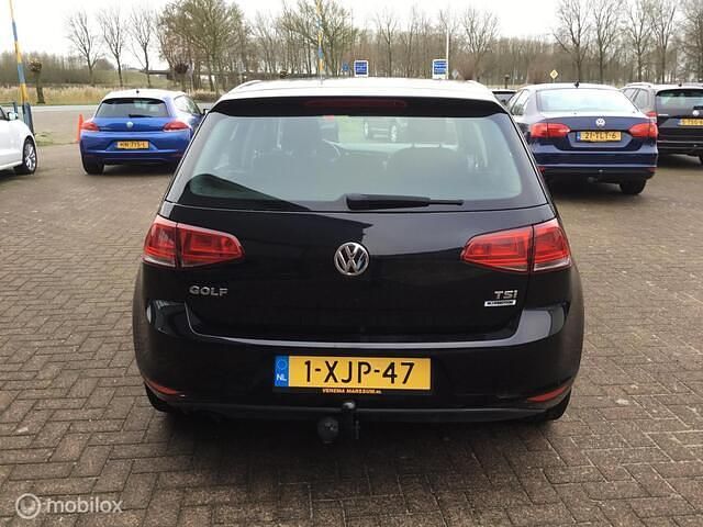 Occasion VW Golf VII Trendline 105 PK (77 kW) 2014 Zwart Hatchback
