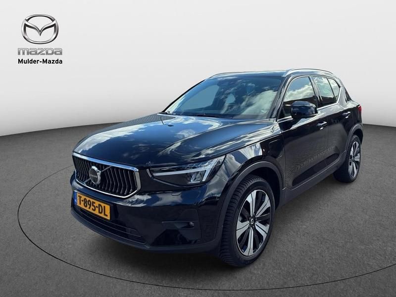 Zwart Gebruikt 2023 Volvo XC40 Ultimate SUV | € 39.950 (Eerlijke prijs) - Afbeelding 1/4