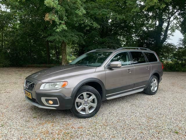 Grijs Gebruikt 2009 Volvo XC70 SUV | € 6.999 - Afbeelding 1/4