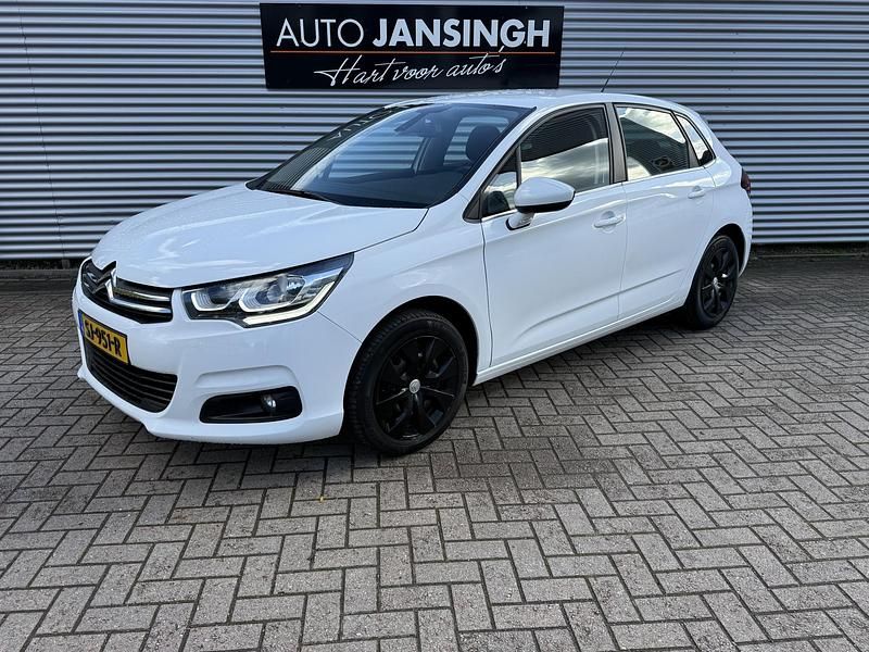 Wit Occasion 2016 Citroën C4 Feel Hatchback | € 8.500 (Eerlijke prijs) - Afbeelding 1/4