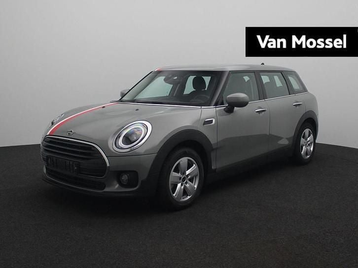 Grijs Gebruikt 2022 Mini Cooper Clubman Essential Stationwagen | € 25.445 (Duur) - Afbeelding 1/3
