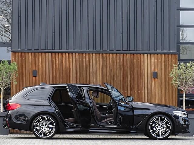 Occasion BMW 530 M Sport 252 PK (185 kW) 2020 Zwart Stationwagen
