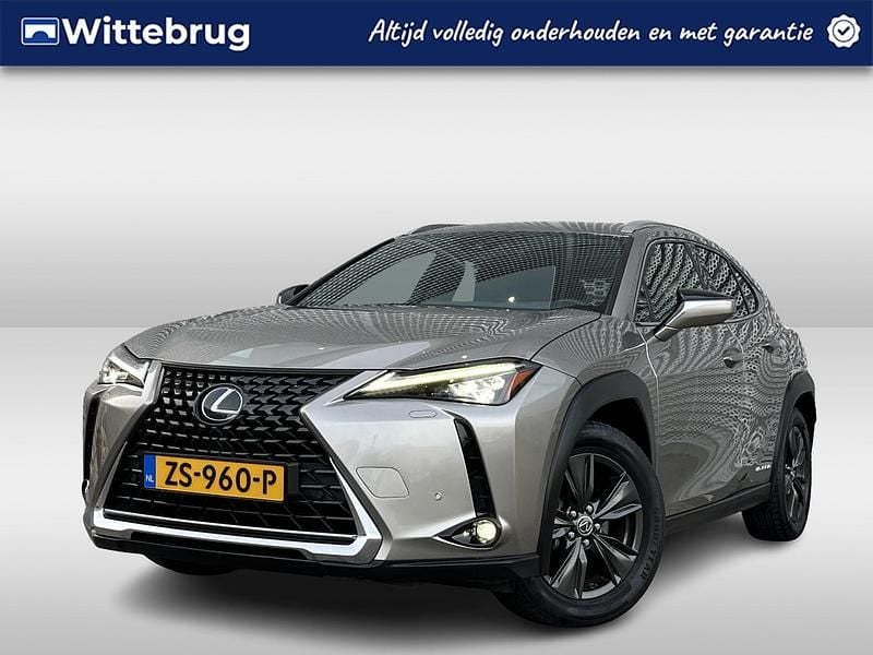 Grijs Gebruikt 2019 Lexus UX SUV | € 25.950 (Eerlijke prijs) - Afbeelding 1/2