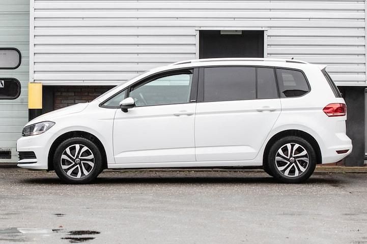 Occasion VW Touran Active 150 PK (110 kW) 2022 Wit MPV