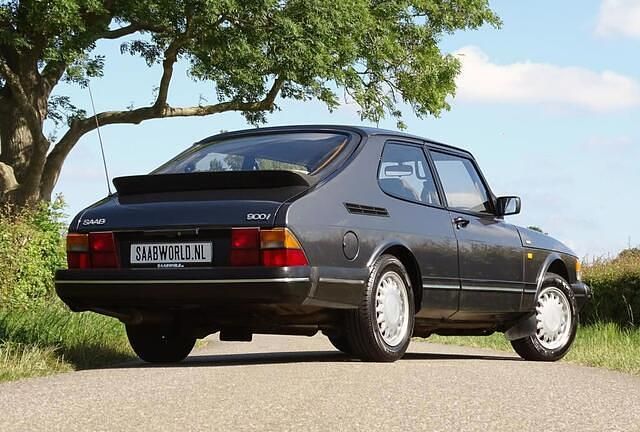 Occasion Saab 900 118 PK (86 kW) 1988 Grijs Hatchback