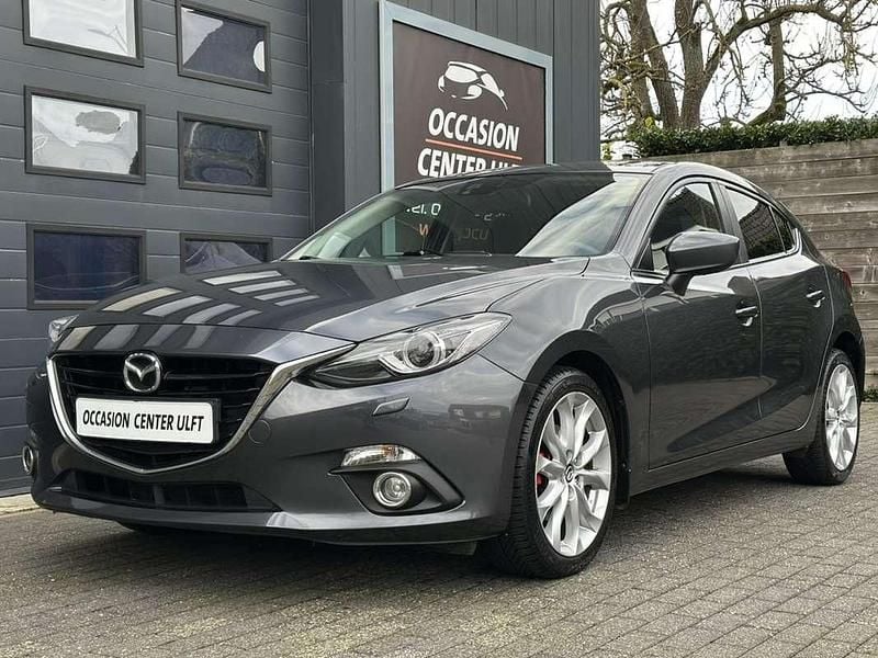 Grijs Gebruikt 2015 Mazda 3 Edition Hatchback | € 12.950 (Eerlijke prijs) - Afbeelding 1/3