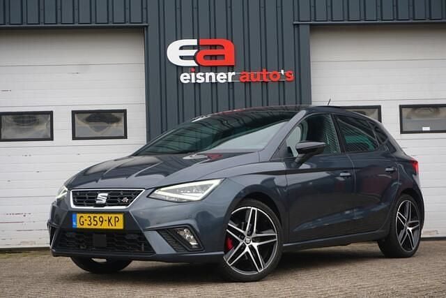 Grijs Occasion 2019 Seat Ibiza FR Hatchback | € 10.899 (Goede deal) - Afbeelding 1/4