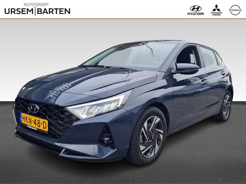 Grijs metallic Gebruikt 2023 Hyundai i20 Comfort Hatchback | € 19.930 (Goede deal) - Afbeelding 1/4