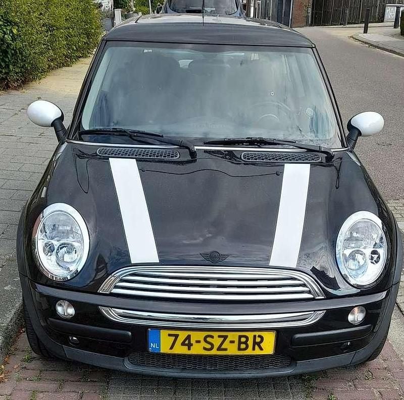Occasion Mini Cooper Salt 90 PK (66 kW) 2002 Zwart Hatchback