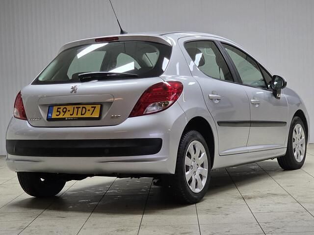 Occasion Peugeot 207 97 PK (71 kW) 2009 Grijs (metallic) Hatchback