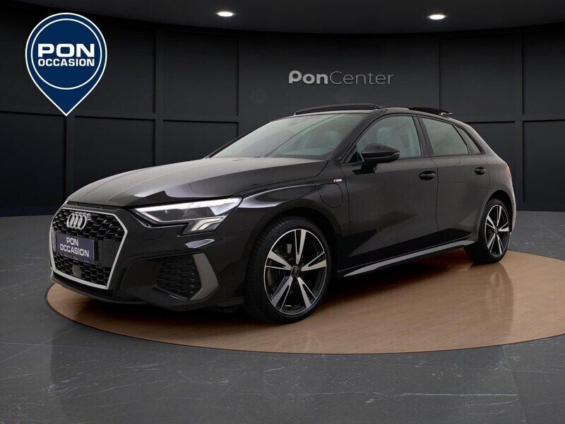 Zwart Gebruikt 2022 Audi A3 Sportback S-Line Hatchback | € 31.850 (Eerlijke prijs) - Afbeelding 1/3