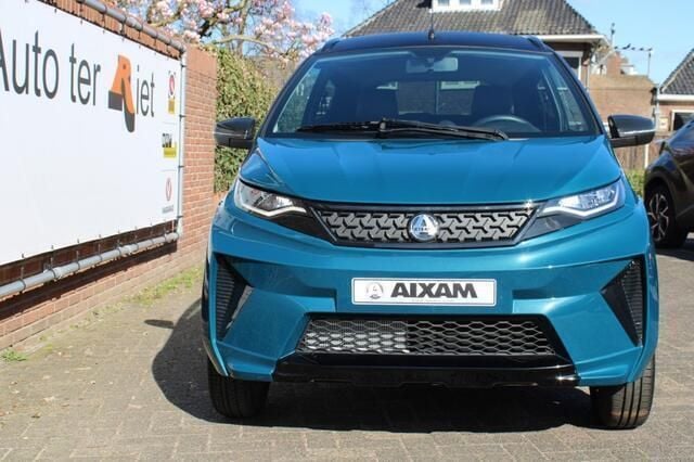Blauw Nieuw 2024 Aixam Crossover Premium Premium Hatchback | € 16.900 (Goede deal) - Afbeelding 1/4