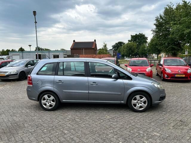 Occasion Opel Zafira Essentia 105 PK (77 kW) 2007 Grijs MPV