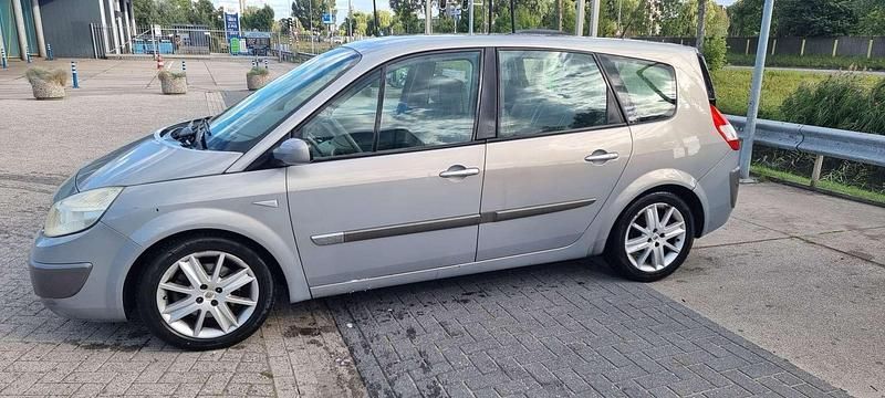 Occasion Renault Scénic II Luxe 163 PK (119 kW) 2005 Grijs MPV