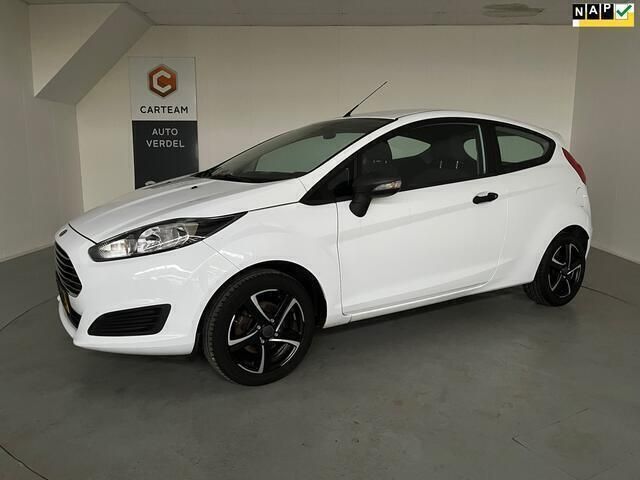 Wit Gebruikt 2014 Ford Fiesta Hatchback | € 4.450 (Eerlijke prijs) - Afbeelding 1/4