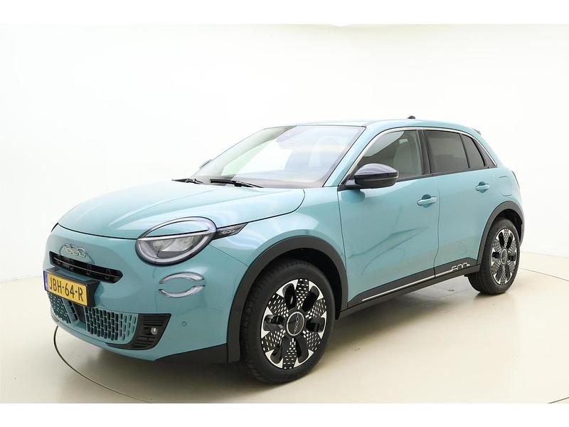 Blauw Nieuw 2025 Fiat 600E La Prima SUV | € 38.645 (Duur) - Afbeelding 1/1