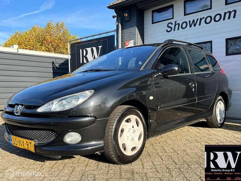 Occasion Peugeot 206 109 PK (80 kW) 2004 Zwart Stationwagen
