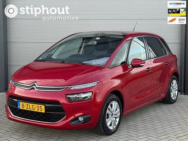 Rood Occasion 2015 Citroën C4 Picasso Intensive MPV | € 8.950 (Goede deal) - Afbeelding 1/4
