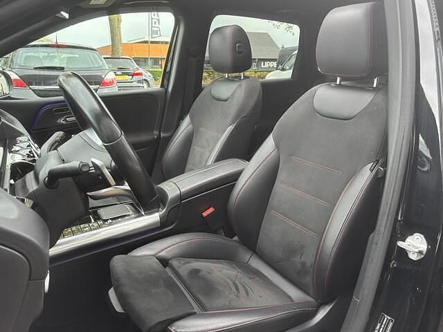 Occasion Mercedes B200 Business 165 PK (121 kW) 2020 Zwart MPV