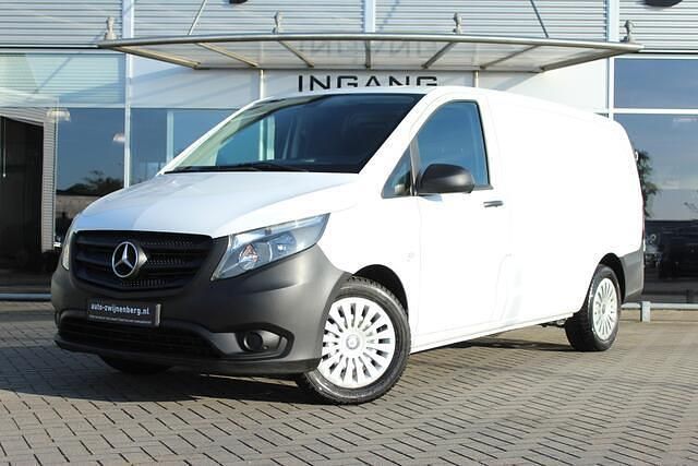 Wit Gebruikt 2018 Mercedes Vito MPV | € 16.950 (Super prijs) - Afbeelding 1/4