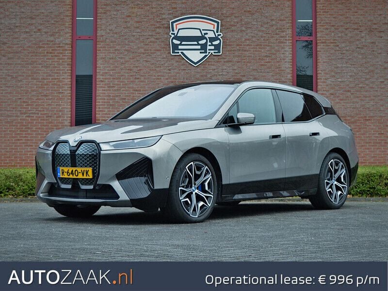 Grijs Gebruikt 2022 BMW iX Executive SUV | € 49.950 (Goede deal) - Afbeelding 1/4