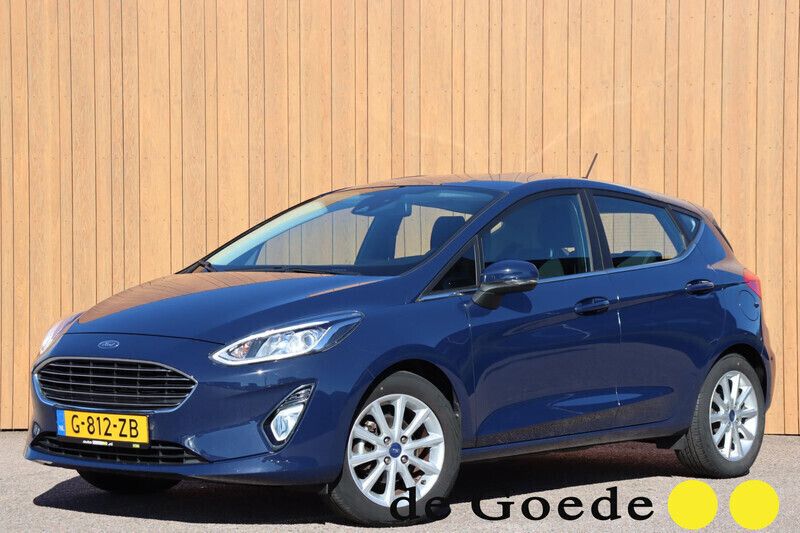 Blauw Gebruikt 2020 Ford Fiesta Titanium Hatchback | € 13.940 (Eerlijke prijs) - Afbeelding 1/4