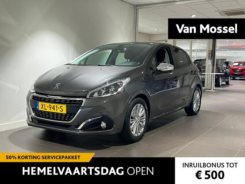 Grijs Gebruikt 2019 Peugeot 208 Signature Sky Hatchback | € 11.935 (Goede deal) - Afbeelding 1/4