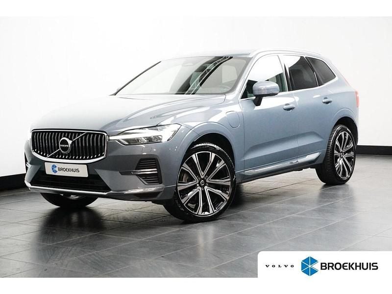 Grijs Gebruikt 2024 Volvo XC60 Plus SUV | € 57.900 (Eerlijke prijs) - Afbeelding 1/4