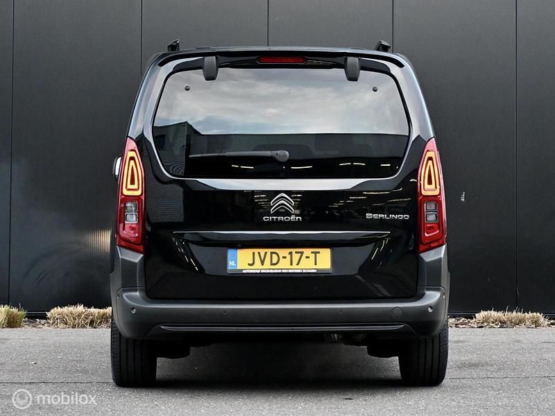 Occasion Citroën Berlingo Shine 131 PK (96 kW) 2026 Zwart MPV