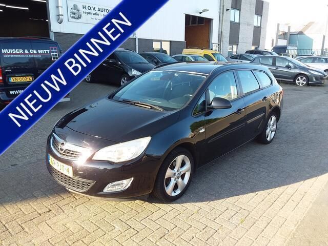 Zwart Gebruikt 2011 Opel Astra Edition Stationwagen | € 2.350 (Duur) - Afbeelding 1/4