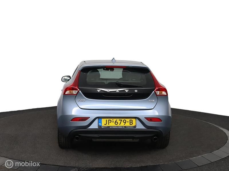 Occasion Volvo V40 191 PK (140 kW) 2016 Blauw (metallic) Hatchback