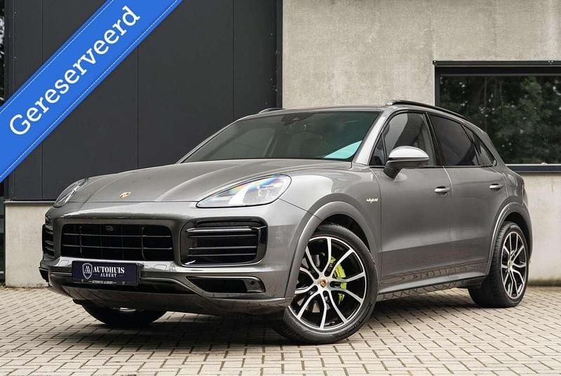 Grijs Gebruikt 2022 Porsche Cayenne SUV | € 79.950 (Super prijs) - Afbeelding 1/4