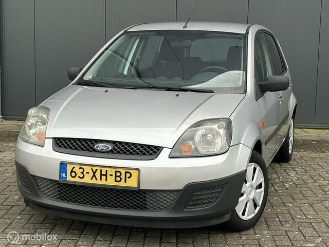 Grijs Gebruikt 2007 Ford Fiesta Cool & Sound Edition Hatchback | € 1.999 (Eerlijke prijs) - Afbeelding 1/4