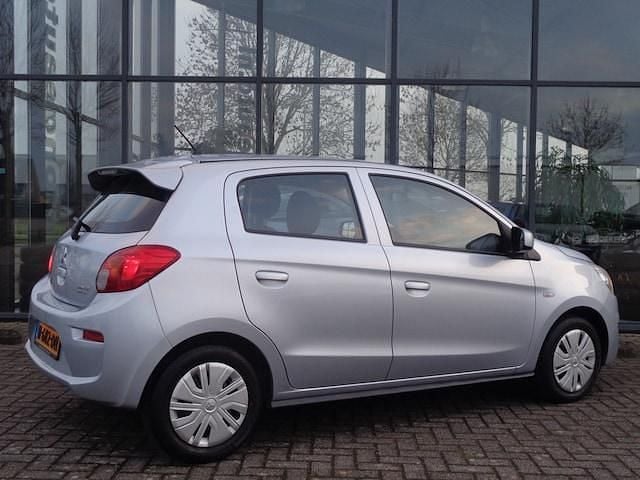 Occasion Mitsubishi Space Star 70 PK (51 kW) 2020 Grijs (metallic) Hatchback