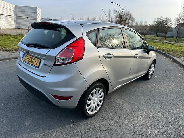 Occasion Ford Fiesta 65 PK (47 kW) 2013 Grijs Hatchback