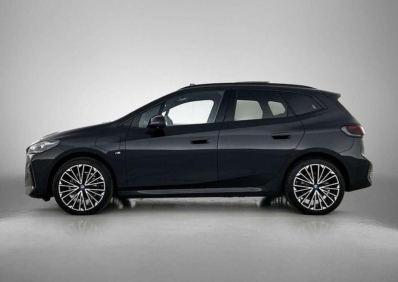 Occasion BMW 225 Active Tourer M Sport 245 PK (180 kW) 2024 Zwart MPV